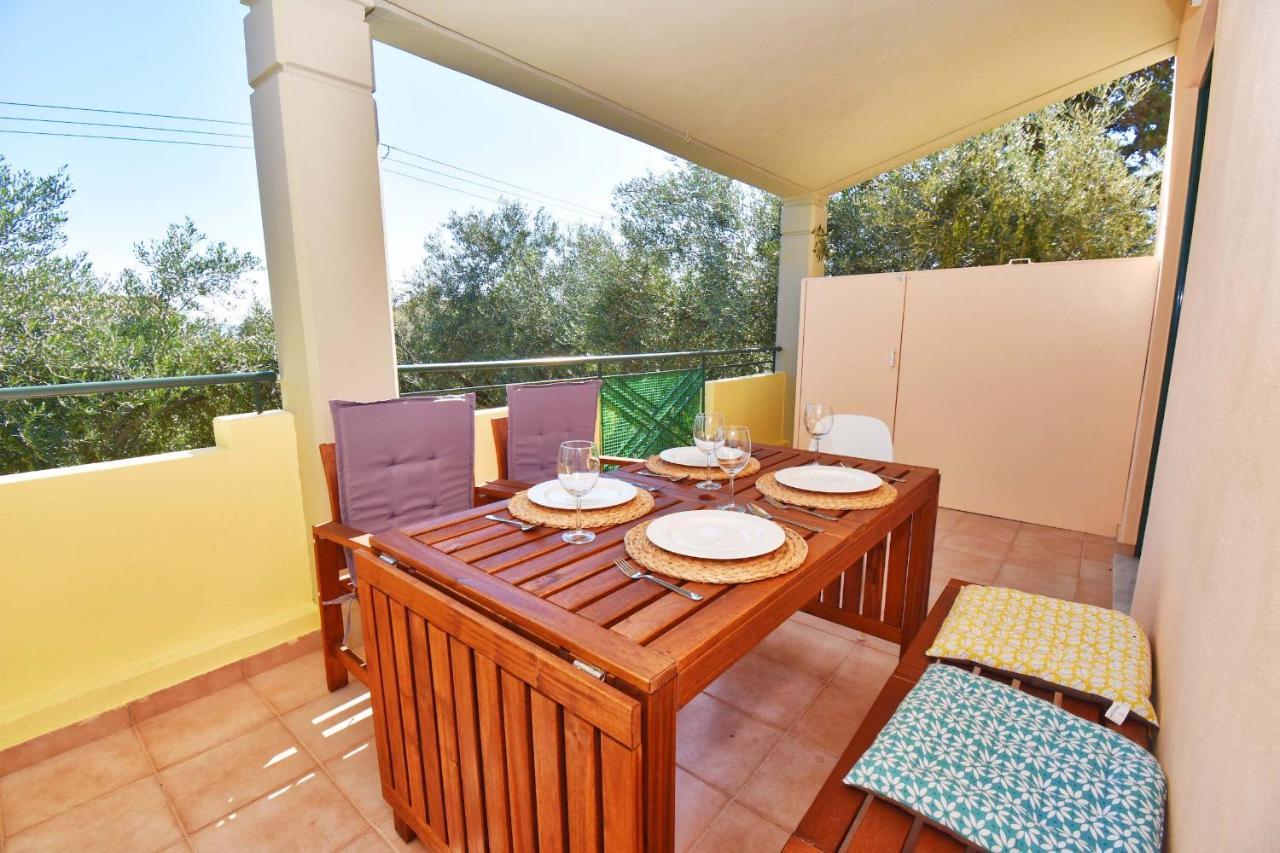 Pebbles And Sea At Barbati With Shared Pool Apartment Exterior foto