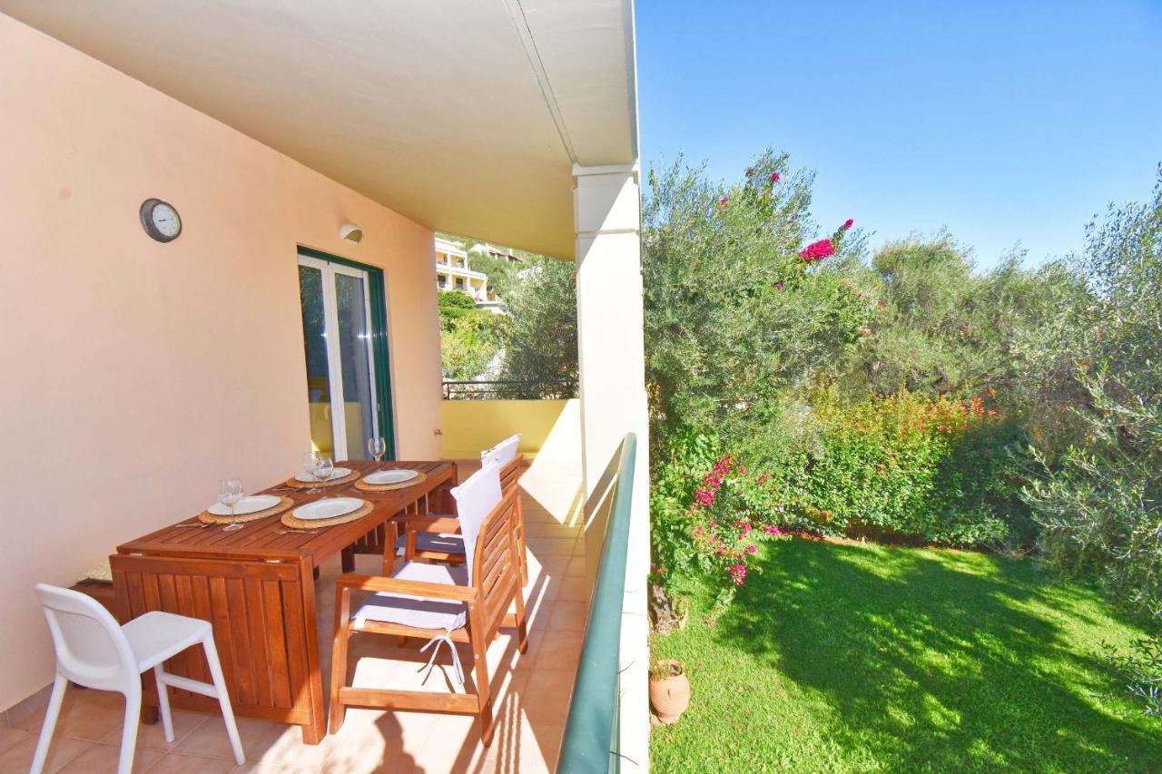 Pebbles And Sea At Barbati With Shared Pool Apartment Exterior foto