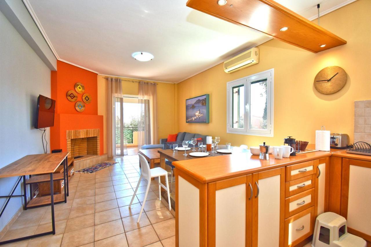 Pebbles And Sea At Barbati With Shared Pool Apartment Exterior foto